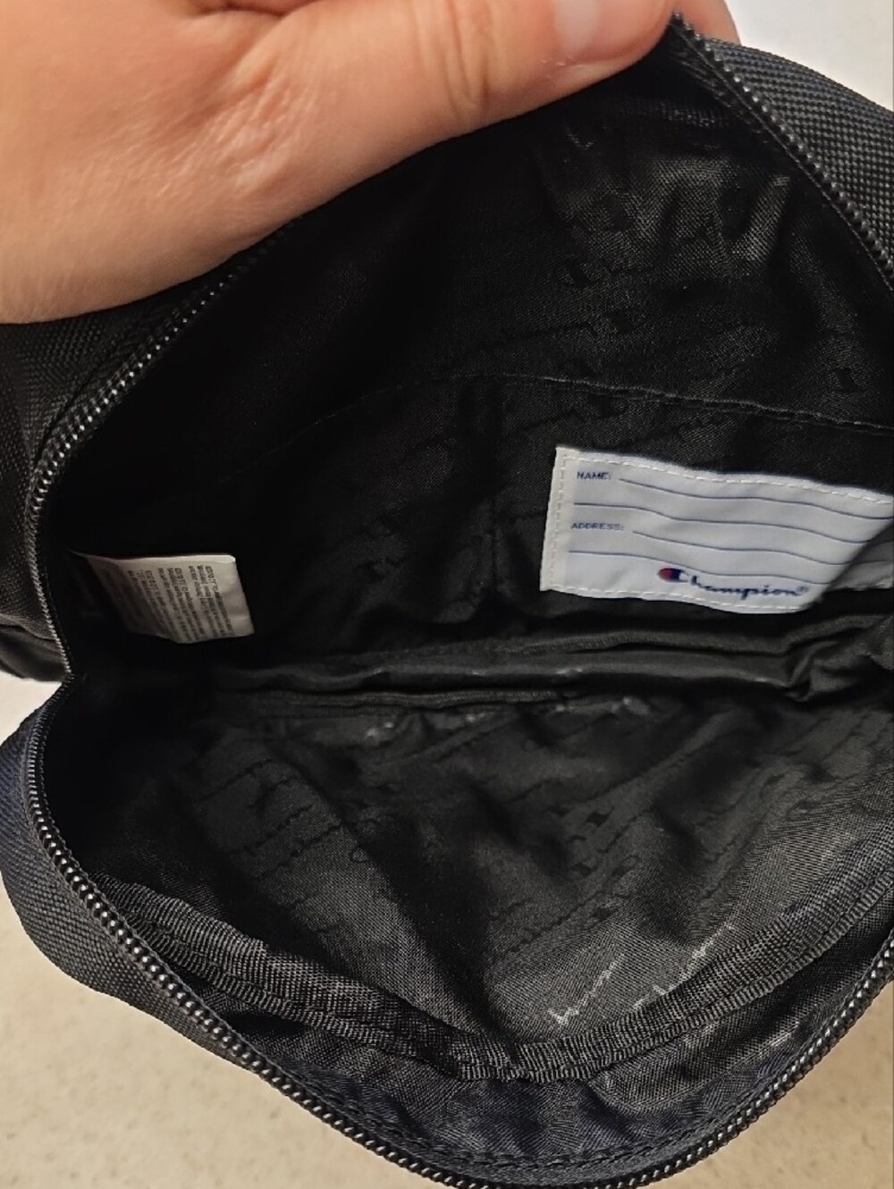 Champion Fanny Pack Waist Bag Adjustable Belt Sling Pack Black Unisex NWOT - Picture 10 of 13